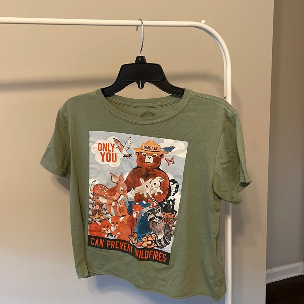 Green Smokey Bear tee